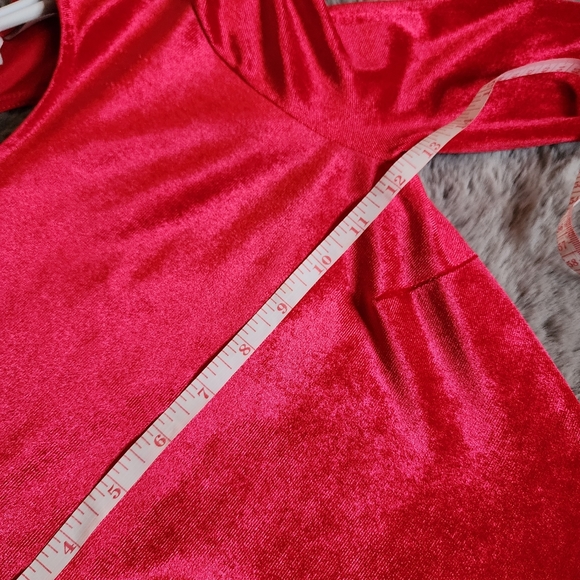 H&M Red Velour Long Sleeve Maxi Dress with Slit and Open Back Size XS - Picture 4 of 9